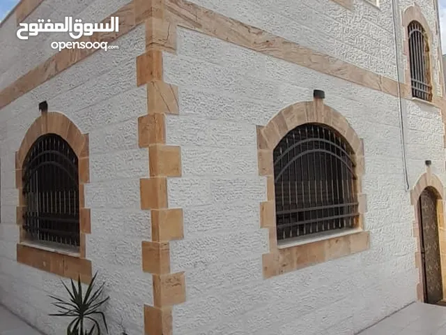 125m2 4 Bedrooms Townhouse for Sale in Amman Al-Rabwa