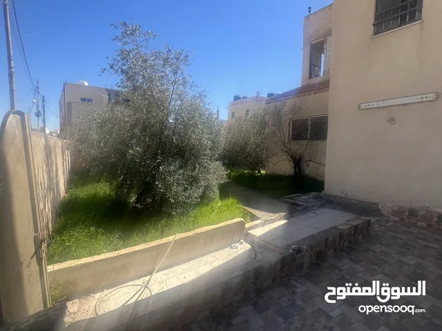 250 m2 3 Bedrooms Townhouse for Sale in Zarqa Al Zawahra