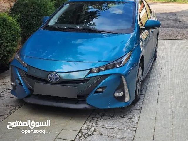 Used Toyota Prius in Amman