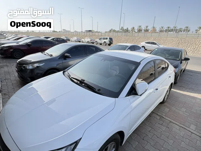 2020 هيونداي النترا GL