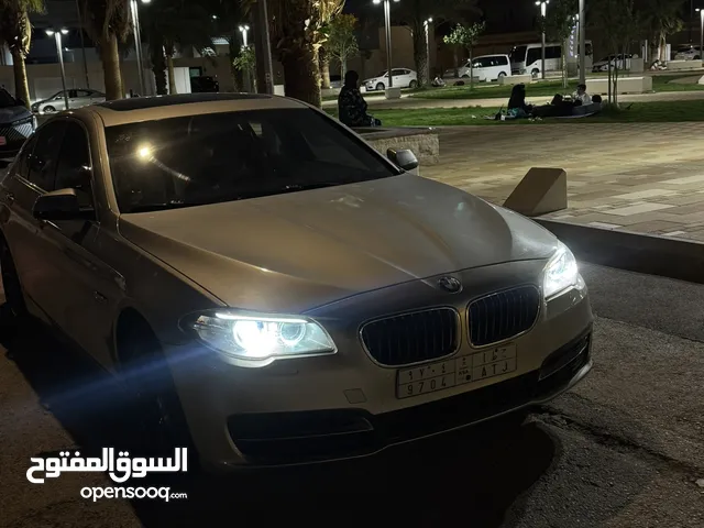 بي ام دبليو 520 موديل 2105