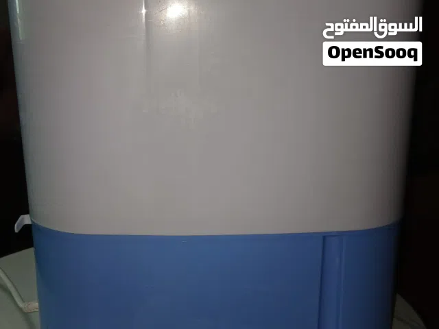 غسالة ملابس و احذية