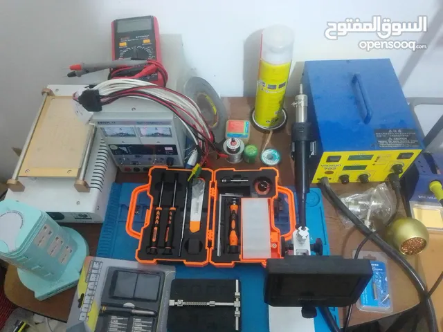 عدة صيانة الهاتف النقال استعمال انضيف للبيع المكان طرابلس سوق الجمعة الحشان