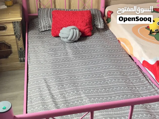 اسره عدد /2 نفر واحد