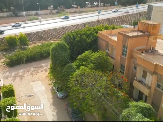 300 m2 More than 6 bedrooms Villa for Sale in Benghazi Beloun