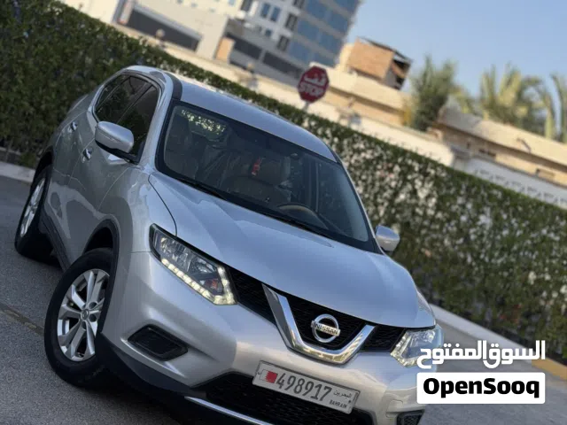 2015 نيسان X-تريل SV1