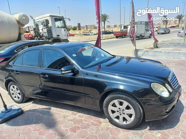 مرسيدس بنز e200