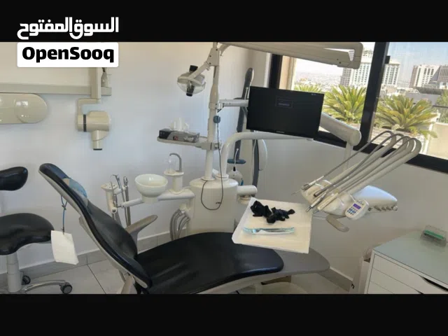 كرسي أسنان أمريكي aidec مستعمل نظيف Dental unit