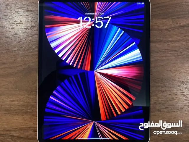 Apple iPad Pro M1 Chip 12.9-inch 128GB WiFi+SIM Super Clean Condition with all original Accessories.