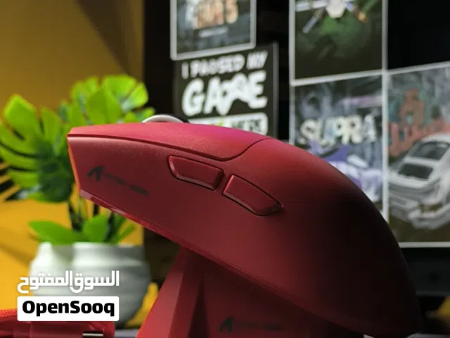 ماوس أتاك شارك X11 الأحمر تصميم مريح وعالي الدقة، سريع الاستجابة، أزرار قابلة للبرمجة، إضاءة LED ...