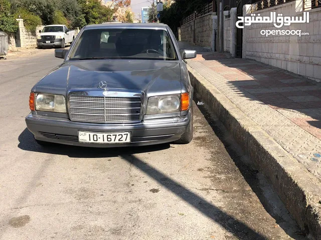 Mercedes Benz SE-Class SE 300 in Amman