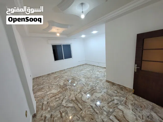 185 m2 4 Bedrooms Townhouse for Sale in Amman Arjan