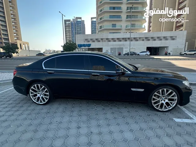 BMW 740Li 2014 no defects the car is in amazing condition for 22000 dirhamsالموتر مطلوب في 22000