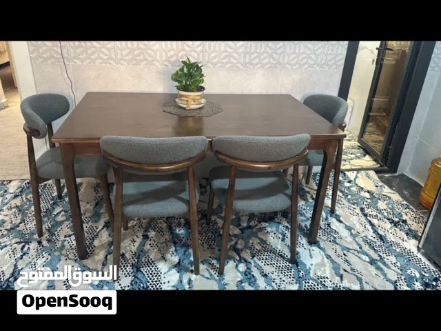 ميز طعام تركي صاجي لونه للبيع