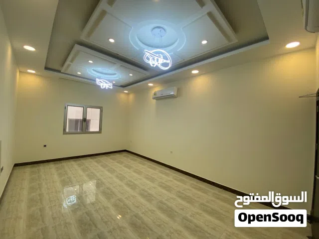 121 m2 3 Bedrooms Apartments for Sale in Muharraq Hidd