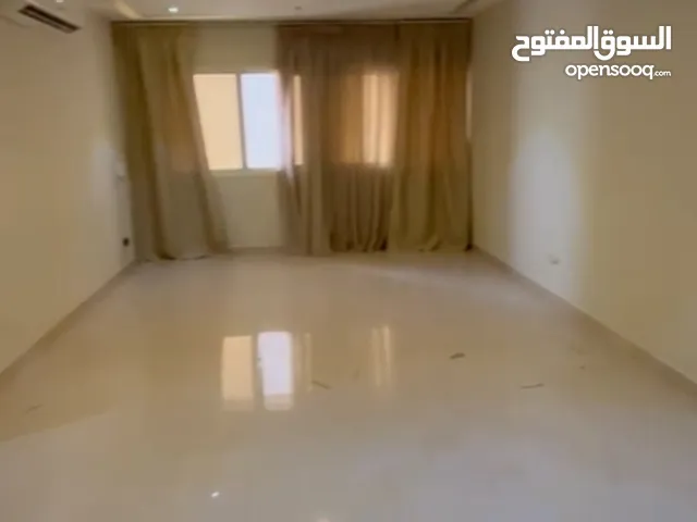 250 m2 3 Bedrooms Apartments for Rent in Dammam Al Muntazah