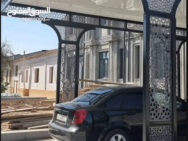 اعمال حداده مودرن اسوار وسلالم وديكور مطاعم مودرن مصنع وشركه metal Art Decor لخدمات الحداه والديكور