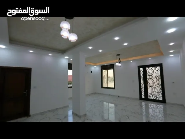 320m2 5 Bedrooms Villa for Rent in Irbid Al Rahebat Al Wardiah