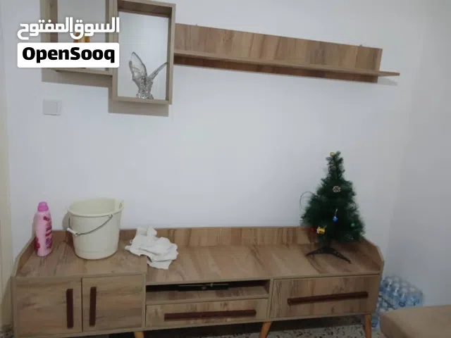 طاوله كاملة للبيع بسعر 300