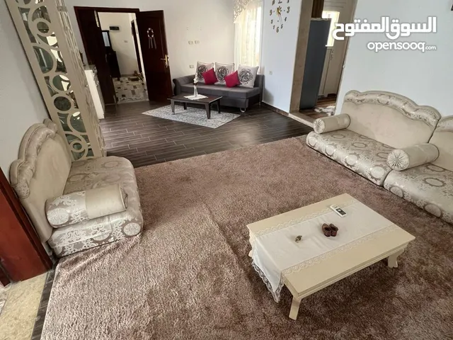 165 m2 3 Bedrooms Apartments for Rent in Tripoli Souq Al-Juma'a
