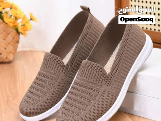 جوتي عملي وأنيق