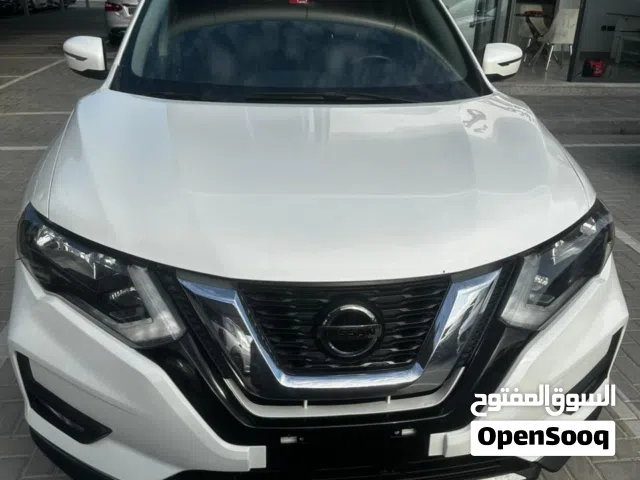 Brand : Nissan Model : Rogue Color : White Year : 2018 KM : 141693 Price : AED 25,000