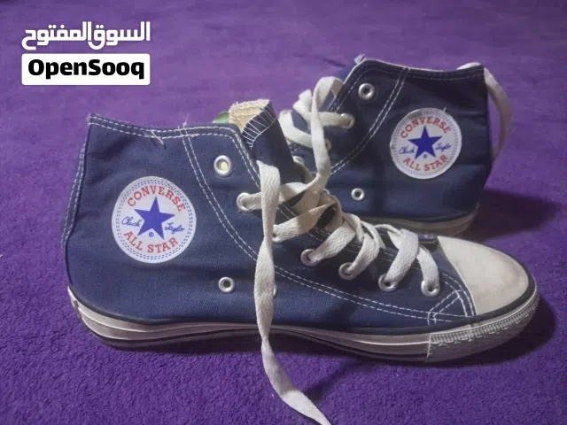 حذاء بناتي اوروبي نمرة 38 اصلي نوعه كونفيرس