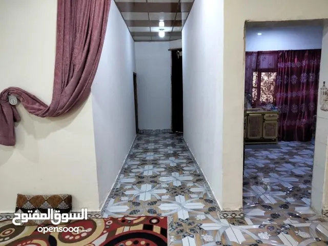 170 m2 2 Bedrooms Townhouse for Sale in Basra Umm Al-Na'aj