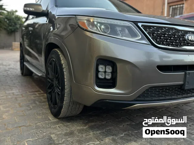 كيا سورينتو 2015