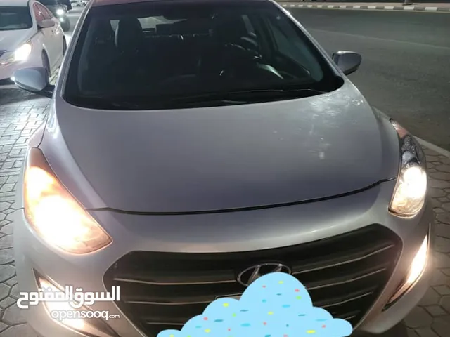 هيونداي إلنترا GT