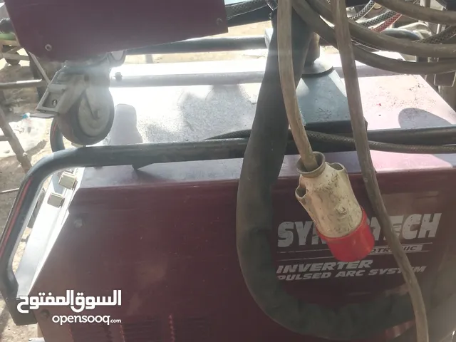 ماكينة لحام co2 ايطالي