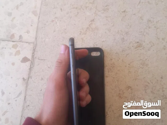 ايفون 8 بلس اقرأ الوصف منيح مش بحاجه ولا اي قطعه وكاله جهاز معموله تخطي ايكلاود