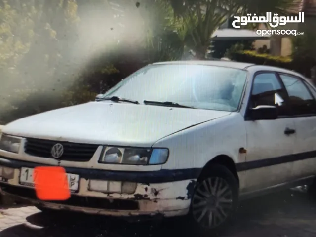 فولكس فاغن باسات B4