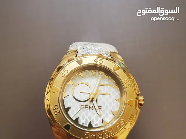 ساعة يد نسائية من جيانفرانكو فيري مطلية بالذهب ستانلس ستيل/ Gianfranco Ferre Mother of Pearl Gold-Pl