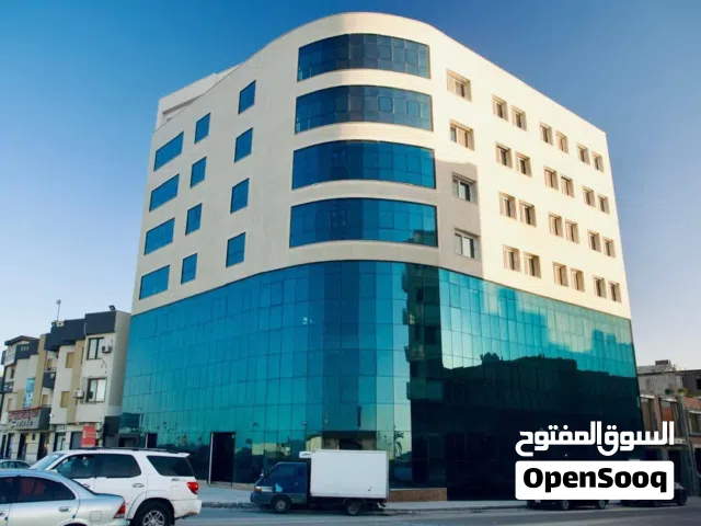 فرصة استثمارية نادرة في قلب طرابلس  مبنى إداري – تجاري – صحي للبيع