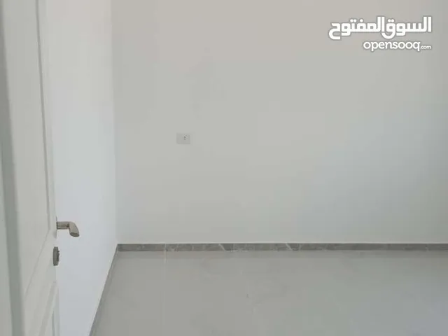 120 m2 3 Bedrooms Apartments for Rent in Tripoli Zanatah