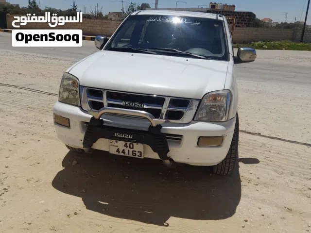 2005 ايسوزو D-ماكس LS