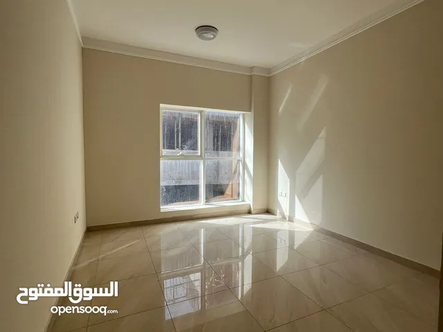 (AhMeD) للإيجار في عجمان البستان شقق غرفه وصاله و غرفتين وصالة مع خزائن بالحائط وتكيف فري وباركن فر