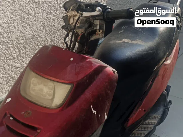 السلام عليكم اخوان دراجه فراشه فضائي مستعمله مده قليله كلشي مابيه عطل واحد مابيه الله شاهد تفحص يمي