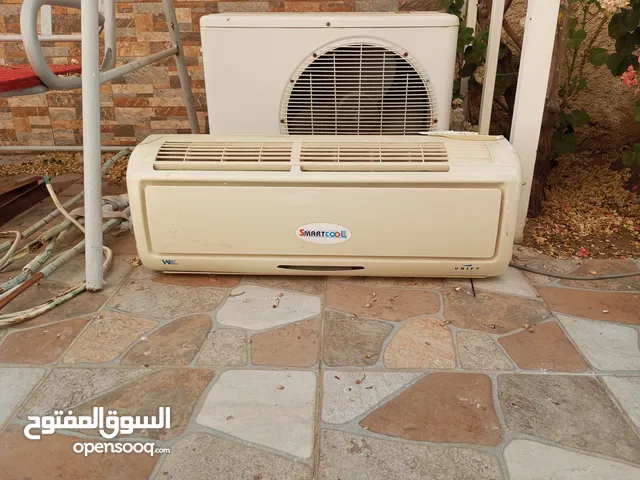 مكيف طن مستعمل بحالة ممتازة للبيع