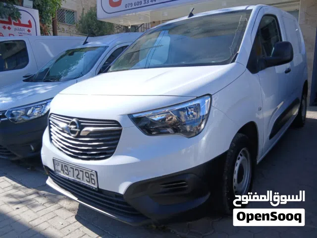 2023 Opel Combo Standard