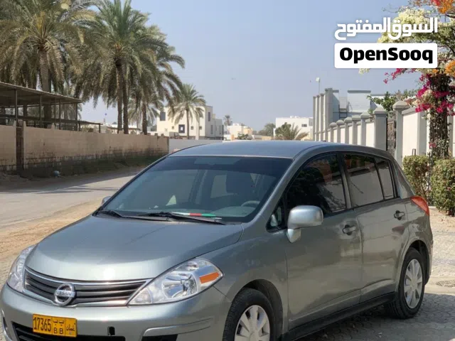 2012 Nissan Versa SV Hatchback for Sale - Excellent Condition, Black, Diesel