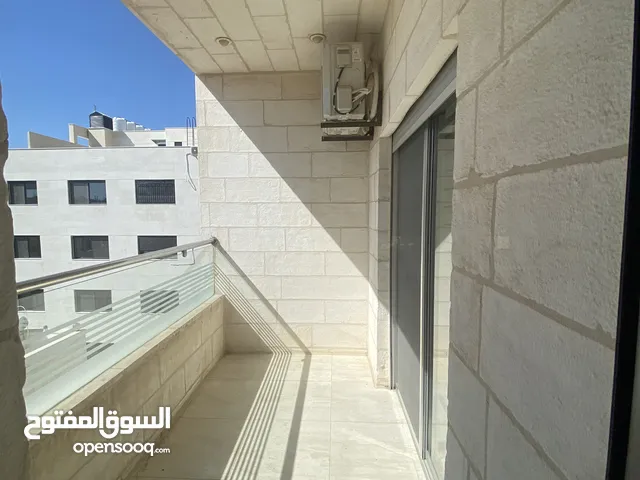 شقة مطلة للبيع في ضاحية النخيل 42986