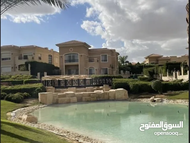 205 m2 4 Bedrooms Villa for Sale in Cairo Fifth Settlement