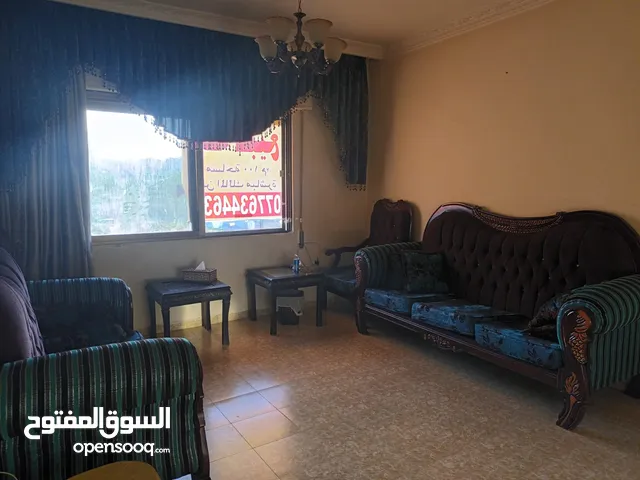 كنبايه عدد 7 نظيف جدا