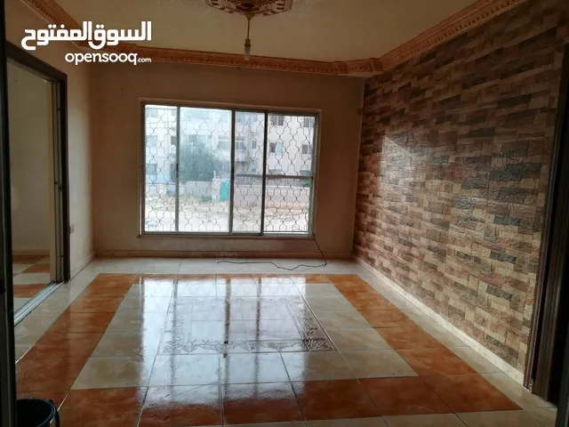 107 m2 4 Bedrooms Apartments for Sale in Zarqa Al Zarqa Al Jadeedeh