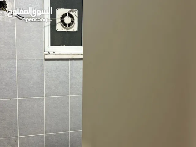 مكتب تجاري فاخر جدا للايجار في شارع زهران موقع حيوي ممتاز