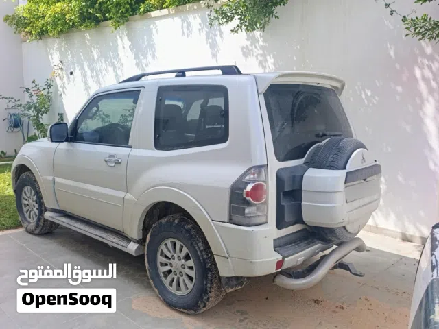2014 Mitsubishi Pajero GLS
