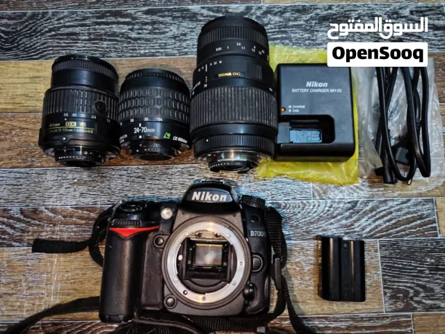 كاميرا نيكون D7000