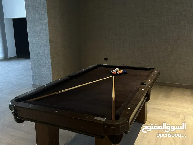 طاولة بلياردوا Billiard Table